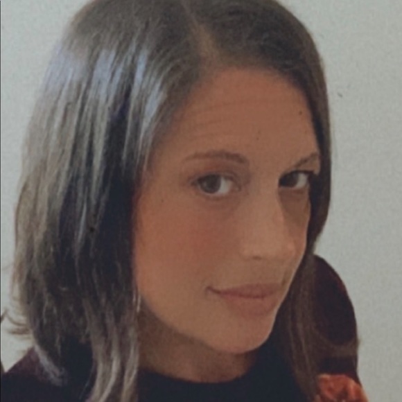 Meet your Posher, Melissa - Picture 1 of 1